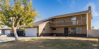 5562 Clydesdale St 5562 Clydesdale St Photo Gallery 1