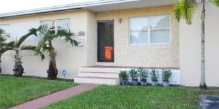 11520 SW 139th Ter 11520 SW 139th Ter Photo Gallery 1