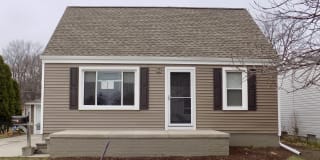 22105 Lakeview 22105 Lakeview Photo Gallery 1