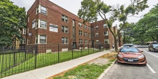 8255 S Maryland 8255 S Maryland Photo Gallery 1