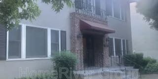 1322 H St Apt 8 1322 H St Apt 8 Photo Gallery 1