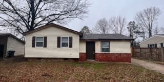 1834 Southaven Cir N 1834 Southaven Cir N Photo Gallery 1
