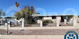 4741 North Fontana Avenue 4741 North Fontana Avenue Photo Gallery 1