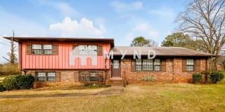 916 Pine Hill Rd 916 Pine Hill Rd Photo Gallery 1