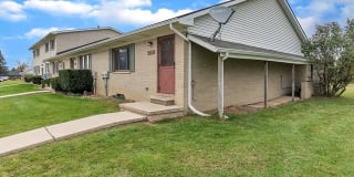 27208 SPAULDING RD UNIT 15 27208 SPAULDING RD UNIT 15 Photo Gallery 1