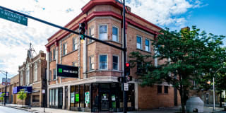 5749 W Chicago 5749 W Chicago Photo Gallery 1