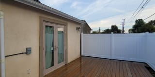 5419 Traymore Avenue 5419 Traymore Avenue Photo Gallery 1