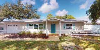 5815 47TH AVENUE N 5815 47TH AVENUE N Photo Gallery 1
