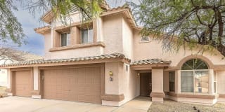 80 West Saddle Horse Lane 80 West Saddle Horse Lane Photo Gallery 1