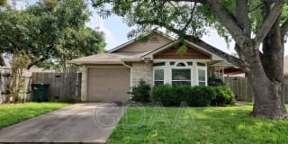 16915 Village Oak Loop 16915 Village Oak Loop Photo Gallery 1