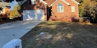 120 Westshire Pl 120 Westshire Pl Photo Gallery 1