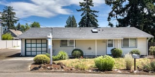 12780 SE 25th Avenue 12780 SE 25th Avenue Photo Gallery 1