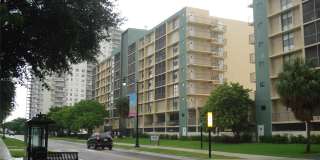 17500 N Bay Rd 17500 N Bay Rd Photo Gallery 1