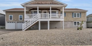 200 Pershing Boulevard 200 Pershing Boulevard Photo Gallery 1