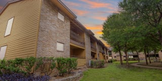 Lark Apartments Lark Apartments Photo Gallery 1