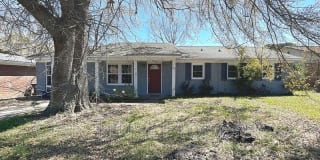 104 Rahway Rd 104 Rahway Rd Photo Gallery 1