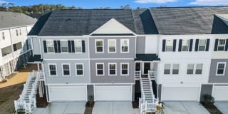 563 Mclernon Trace 563 Mclernon Trace Photo Gallery 1