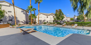 Tides on Commerce Tides on Commerce Photo Gallery 1