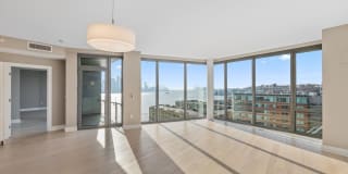 9 AVENUE AT PORT IMPERIAL 9 AVENUE AT PORT IMPERIAL Photo Gallery 1