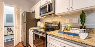 Lakebridge Apartments Lakebridge Apartments Photo Gallery 1
