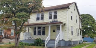 105 Manhattan Avenue 105 Manhattan Avenue Photo Gallery 1