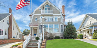 8 New York Boulevard 8 New York Boulevard Photo Gallery 1