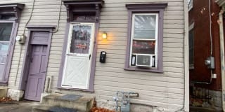 141 E Pomfret Street 141 E Pomfret Street Photo Gallery 1