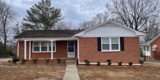 202 Shadowbrook Dr. 202 Shadowbrook Dr. Photo Gallery 1
