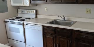 23 POINT OF WOODS DR 23 POINT OF WOODS DR Photo Gallery 1