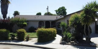 2200 Loyola Way 2200 Loyola Way Photo Gallery 1