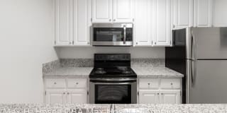 Woodburn Townhomes Woodburn Townhomes Photo Gallery 1