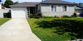 8720 Lucia Ave 8720 Lucia Ave Photo Gallery 1