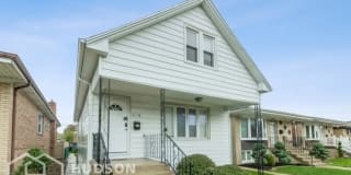 6152 South Austin Avenue 6152 South Austin Avenue Photo Gallery 1