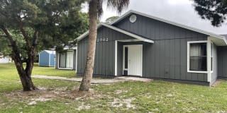 2702 Rhode Island Ave 2702 Rhode Island Ave Photo Gallery 1