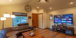 3650 Pipestone Street 3650 Pipestone Street Photo Gallery 1