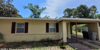 120 W Madison Drive 120 W Madison Drive Photo Gallery 1