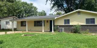 809 N 14Th PL 809 N 14Th PL Photo Gallery 1
