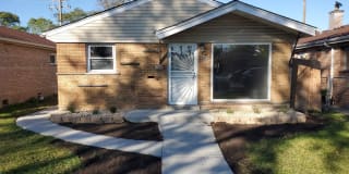 9508 S Green Street 9508 S Green Street Photo Gallery 1