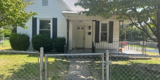 800 N Rogers 800 N Rogers Photo Gallery 1