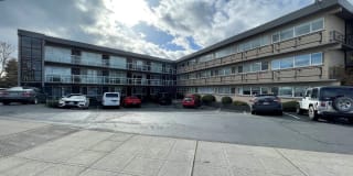 3151 Alki Avenue SW #9 3151 Alki Avenue SW #9 Photo Gallery 1