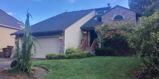 2015 NW Sierra Lane 2015 NW Sierra Lane Photo Gallery 1