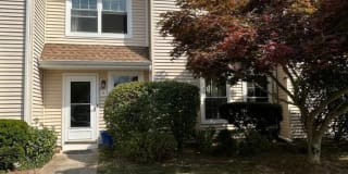 5 Canterbury Circle 5 Canterbury Circle Photo Gallery 1
