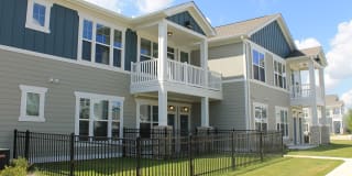 Springs at Lakeline Springs at Lakeline Photo Gallery 1
