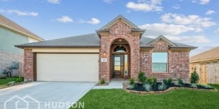 215 Temple Memorial Drive 215 Temple Memorial Drive Photo Gallery 1