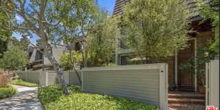 4333 Redwood Ave 4333 Redwood Ave Photo Gallery 1