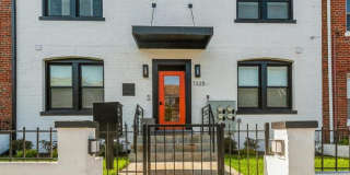 1325 ADAMS STREET NE 1325 ADAMS STREET NE Photo Gallery 1