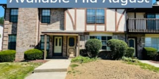 936 Maces Grove 936 Maces Grove Photo Gallery 1
