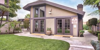 7886 Beachpoint Cir 7886 Beachpoint Cir Photo Gallery 1