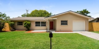 4506 9th Street West 4506 9th Street West Photo Gallery 1