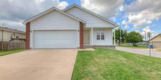 2402 S Willard Avenue 2402 S Willard Avenue Photo Gallery 1
